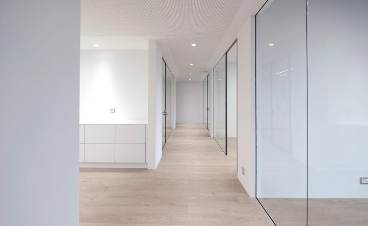 Korridor links klein